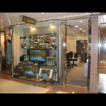 專業(yè)服務(wù)，品質(zhì)信賴——一站式攝影器材與電子文具解決方案